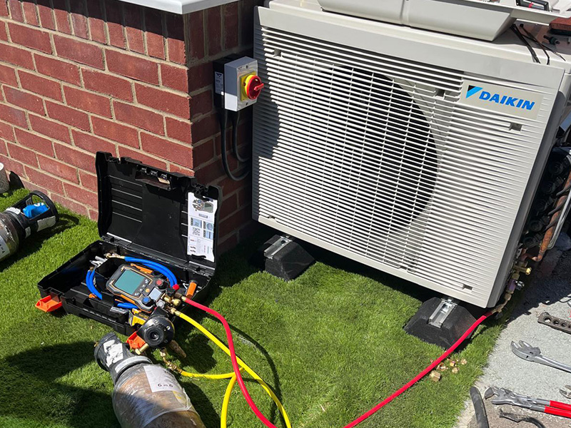 Total Air Conditioning | Installations | Service Work & Commercial Work